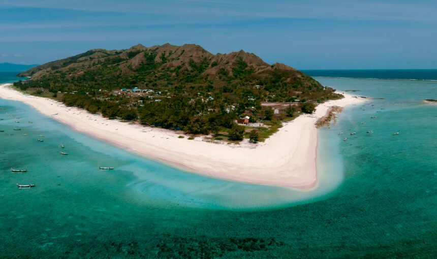 THREE ISLANDS OF SUMBA : Unveiling the Hidden Paradise of Salura, Kotak, and Mangkudu with Pesona Alam Timur